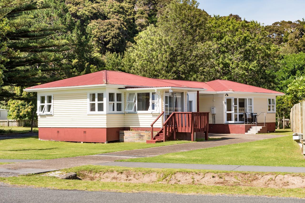 Waitangi Beach Bach 30B Eksteriør billede
